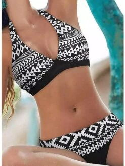 Women's Swimwear Bikini Normal Swimsuit 2 Piece Printing Floral Geometic Black Pink Blue Sky Blue Bathing Suits Sports Beach Wear Push Up